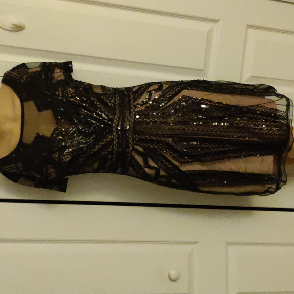 Dresses & Skirts - Nude and black beaded mini